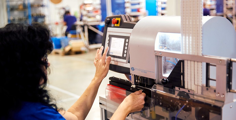 Naše služby v oblasti montáže káblov